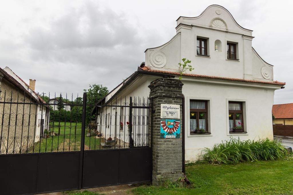 Ubytovani Hrusice 外观 照片